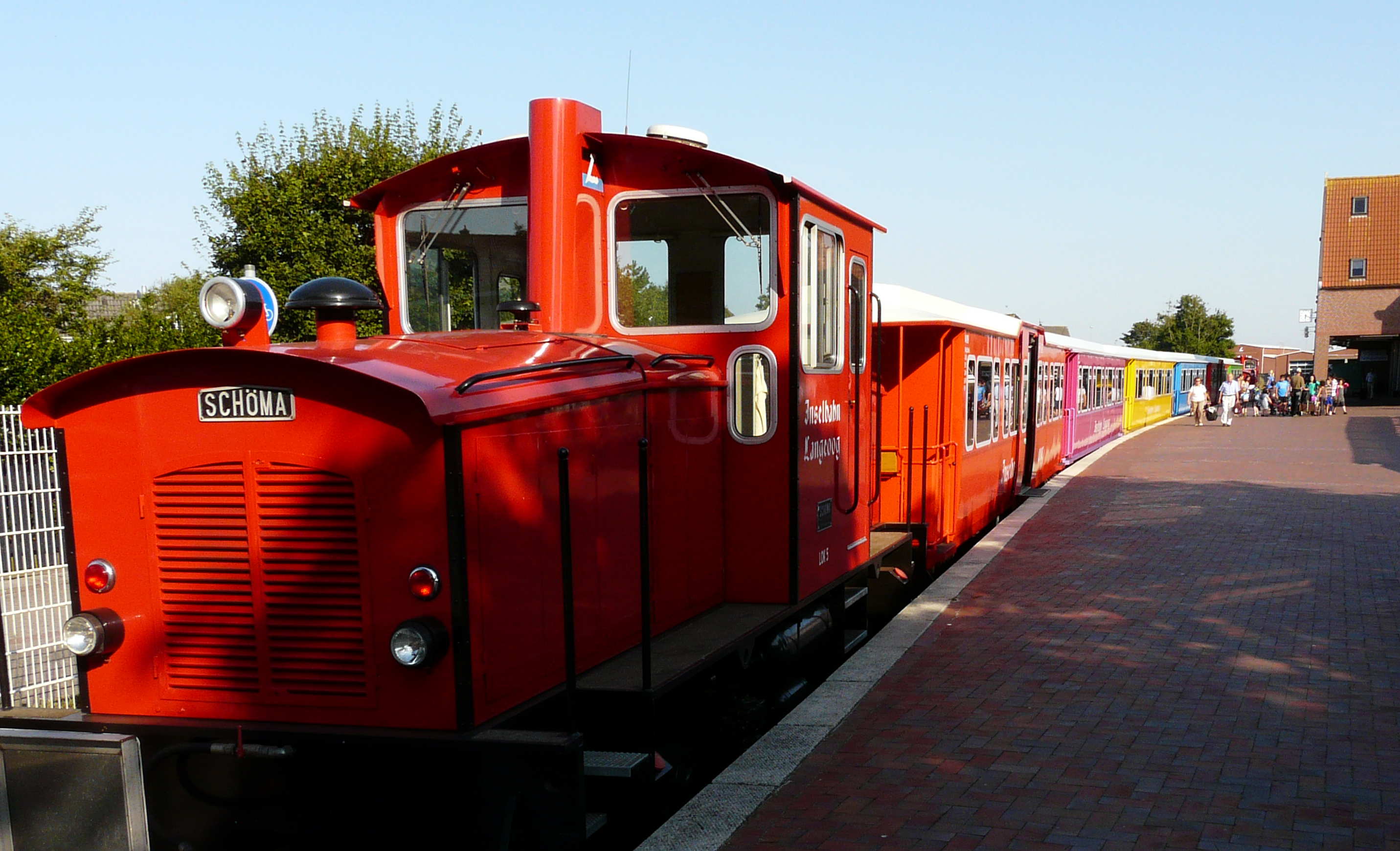 Die Inselbahn Langeoog im Bahnhof